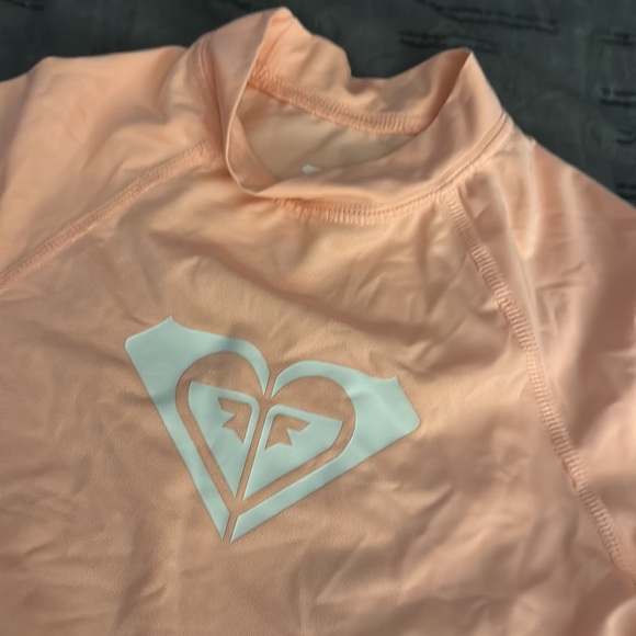 Roxy Rashguard - Picture 2 of 5
